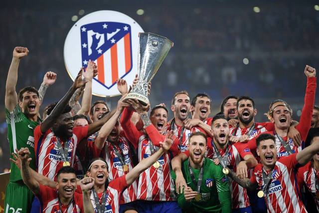CHÙM ẢNH: Torres chia tay Ateltico cùng chức vô địch Europa League gây xúc động